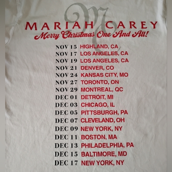 🆕 Mariah Carey Official Merry Christmas One & All Tour Sleigh T-Shirt, S, NWOT - Picture 8 of 12